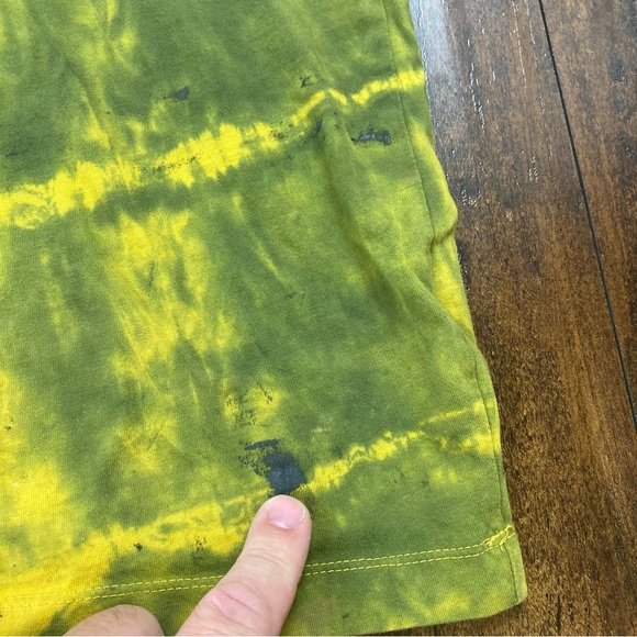 TWO 03 JORDAN Men’s Shirt Jump Man Yellow Tie-Dyed Distressed Size XXL - Picture 9 of 12